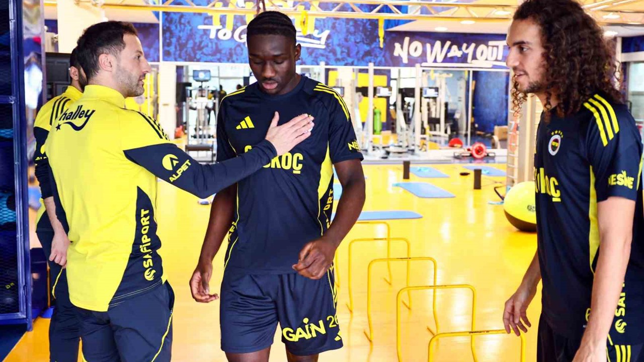 Fenerbahçe, Samsunspor maçı hazırlıklarına başladı
