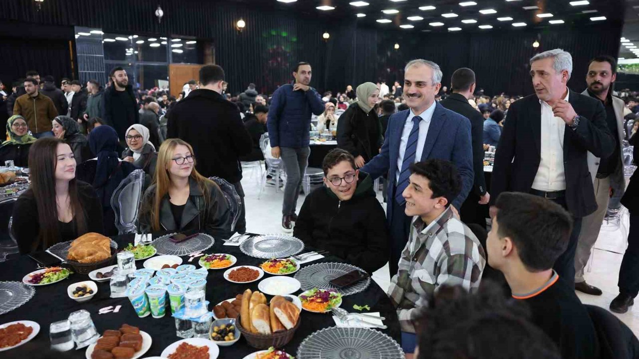 Çayırova’da YKS ücretlerini belediye karşılayacak
