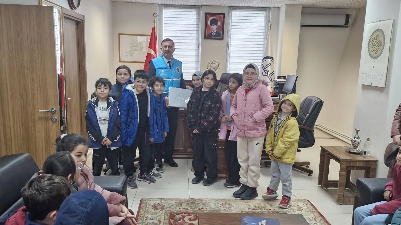 Tepebaşı’nda miniklerden Gazze’ye bağış
