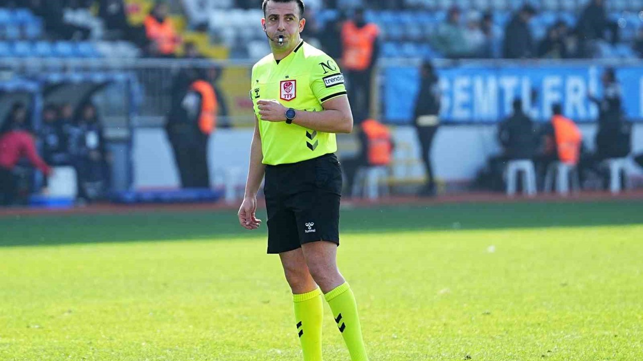 Beşiktaş - Galatasaray derbisinin VAR’ı Ömer Faruk Turtay oldu
