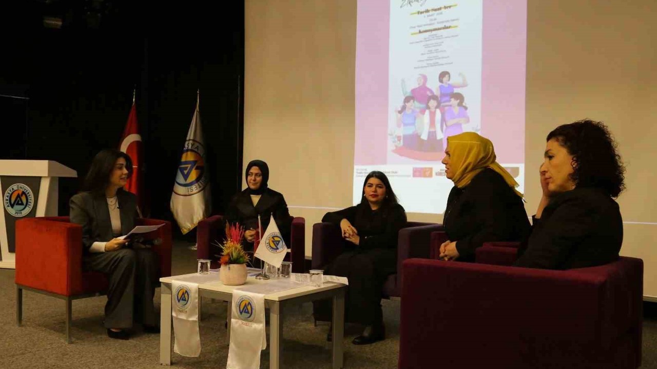 Kadınların Hikâyeleri Avrasya Üniversitesi’nde konuşuldu
