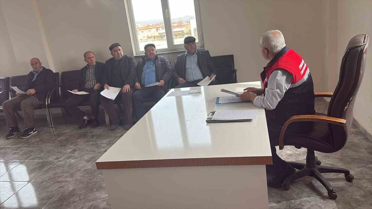 Çiftçilere bitki koruma eğitimi verildi
