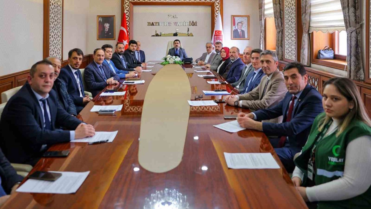 Bayburt’ta bağımlılıkla mücadele çalışmaları değerlendirildi
