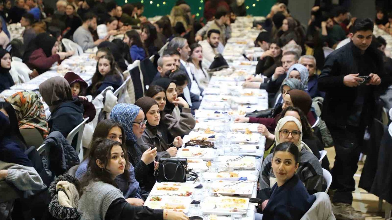 Karabük’te gençler iftar programında buluştu
