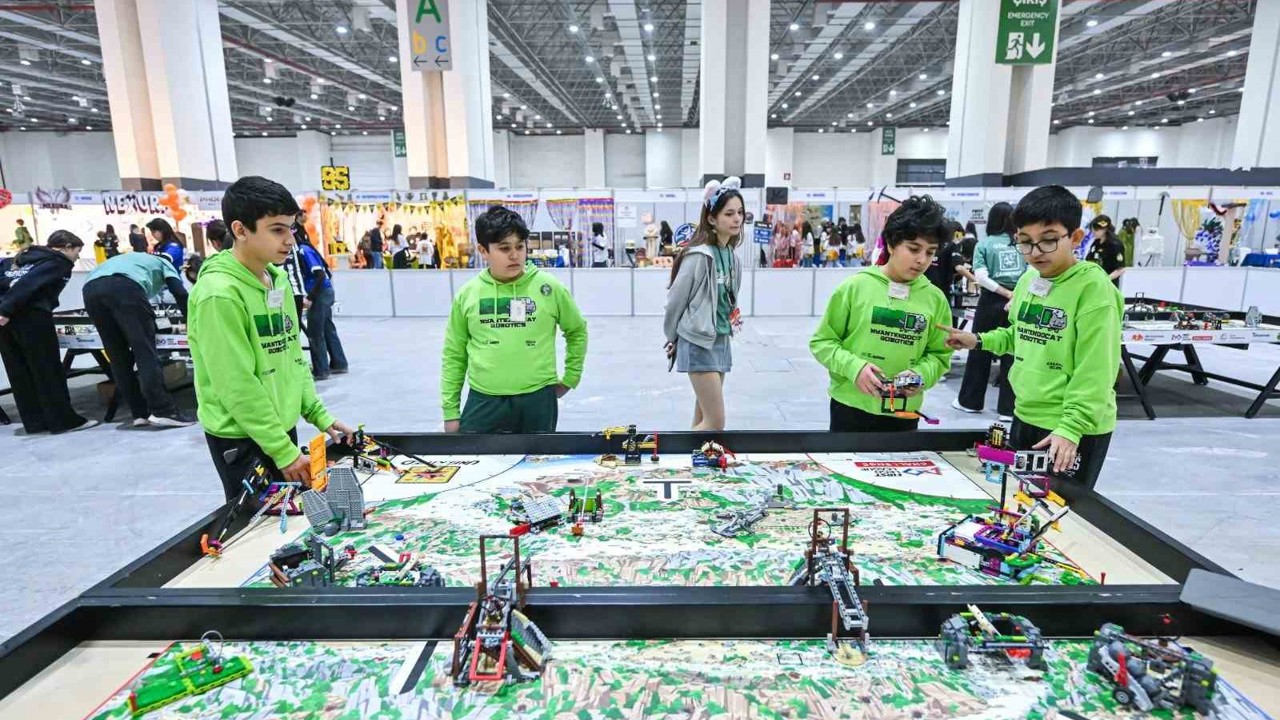 FIRST LEGO League Ulusal Turnuvası Fuar İzmir’de başladı

