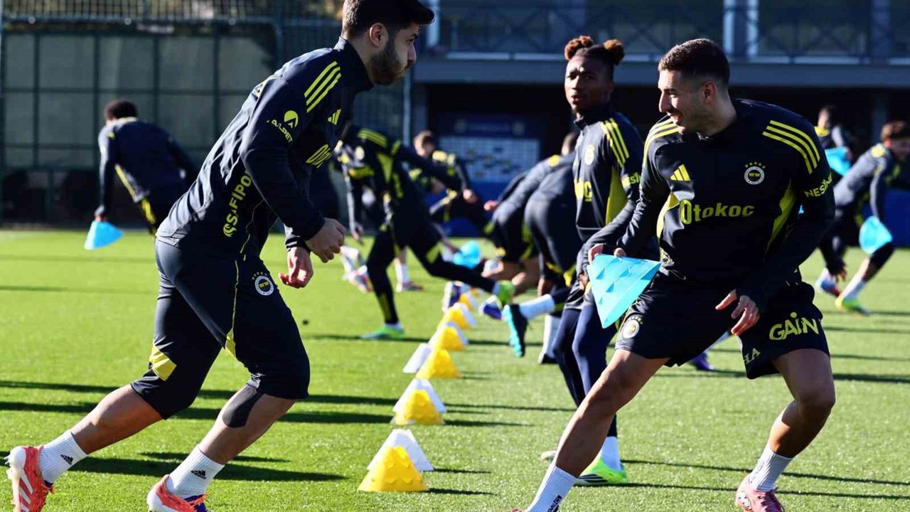 Fenerbahçe, Samsunspor maçı hazırlıklarını tamamladı
