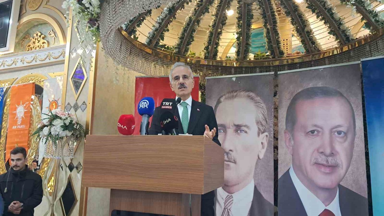 Bakan Uraloğlu: "Türkiye’nin ulaşım ve iletişim altyapısına yaklaşık 355 milyar dolar yatırım gerçekleştirdik"
