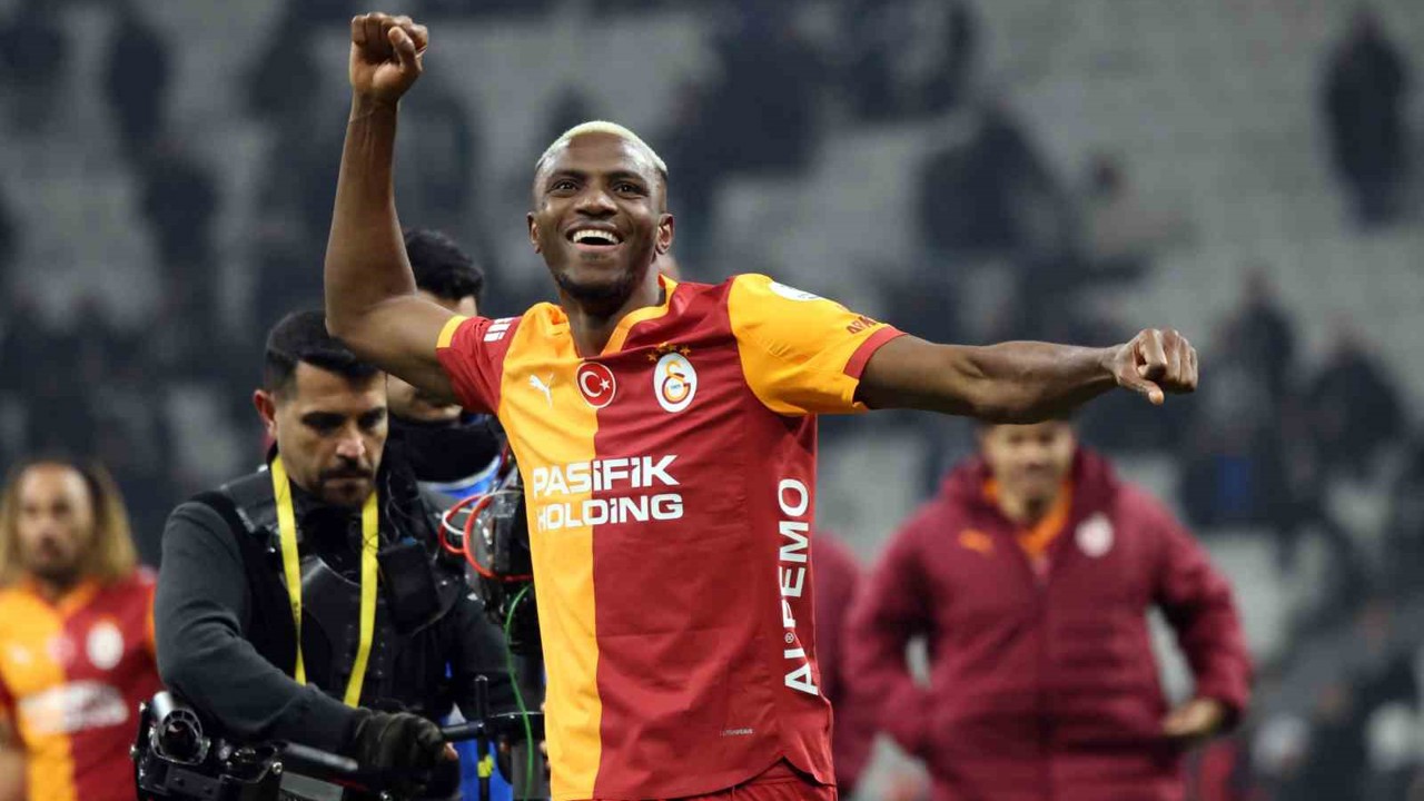 Galatasaray maç sonu üçlüsü Victor Osimhen’den

