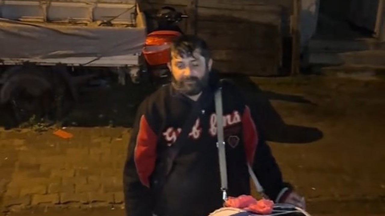 Davulcunun bahşiş pazarlığı gülümsetti
