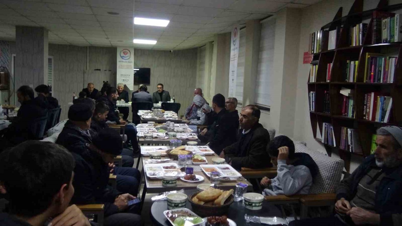 Gercüş’te anlamlı iftar buluşması
