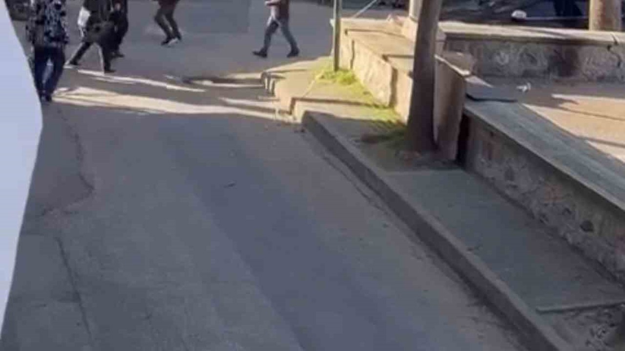 Bursa’da esnaf kavgası boks ringini aratmadı
