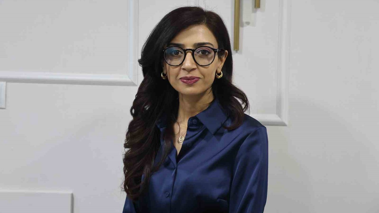 Psikiyatri Uzmanı Kiras: "Özellikle gece saatlerinde yoğun şiddet görüntülerinden uzak durmak gerekiyor"
