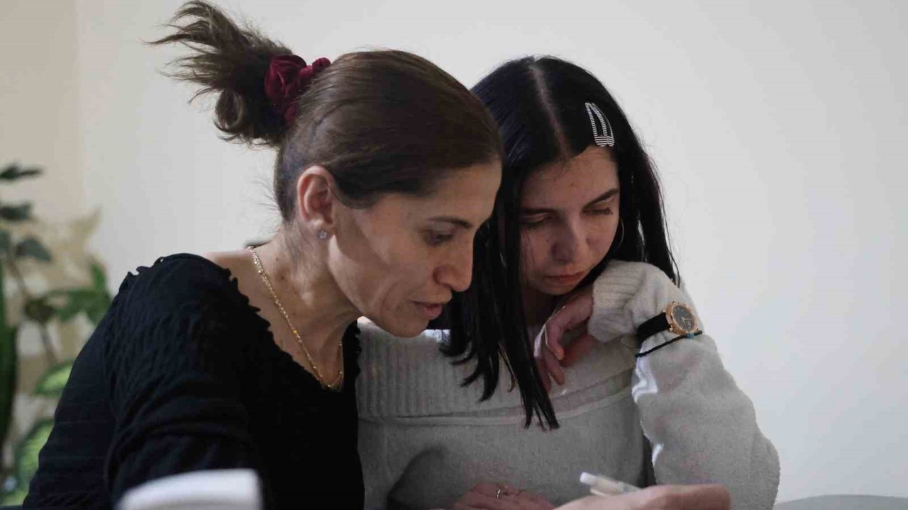 16 ameliyata rağmen hayata tutundu
