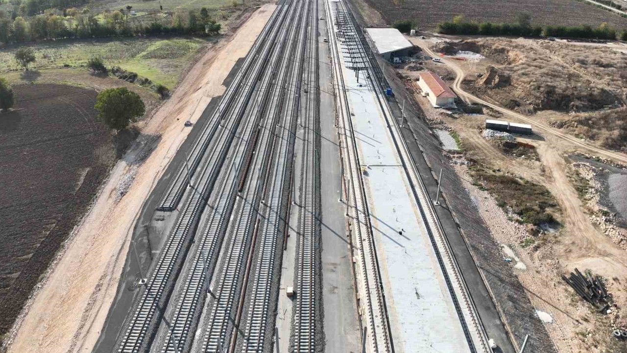 Bakan Uraloğlu: "Bursa, ülkemizin Yüksek Hızlı Tren ağına bağlanacak"
