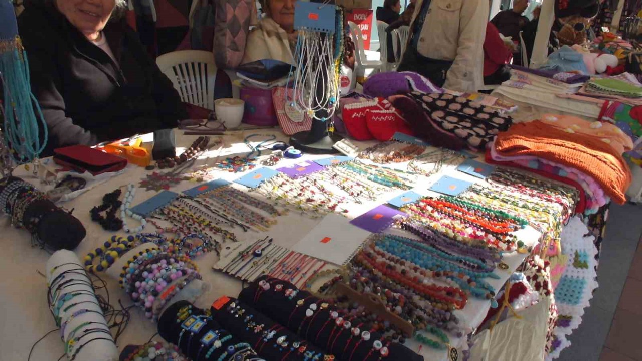 Balıkesir’de kadınların el emeği görücüye çıktı
