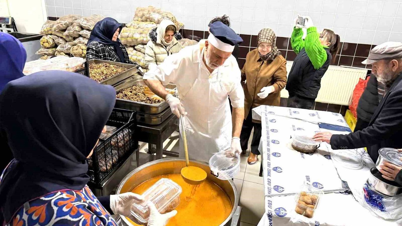 Kent Konseyi Kadın Meclisi’nden iftar dayanışması
