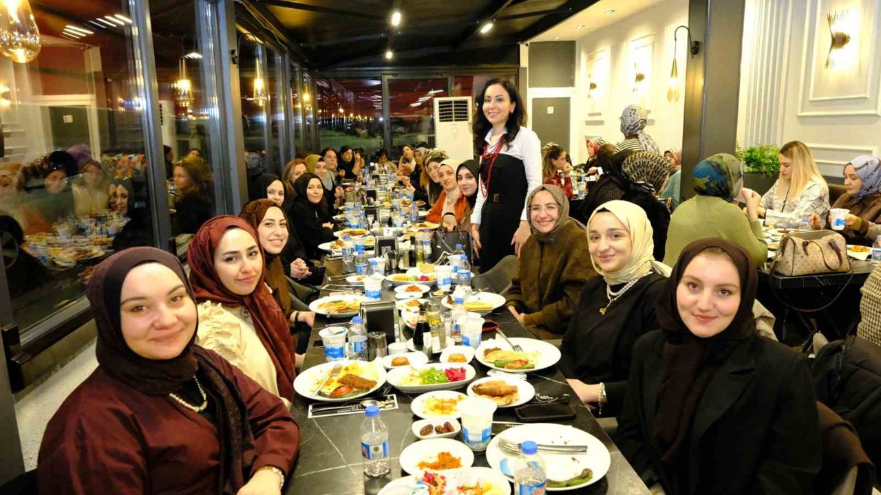 Erzincan’da Kadın Girişimciler Kadınlar Günü’nde iftarda buluştu
