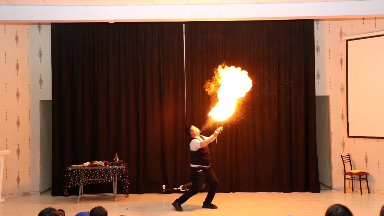 Kartepe’de çocuklar ramazan etkinliklerinde tiyatro oyunlarıyla buluştu
