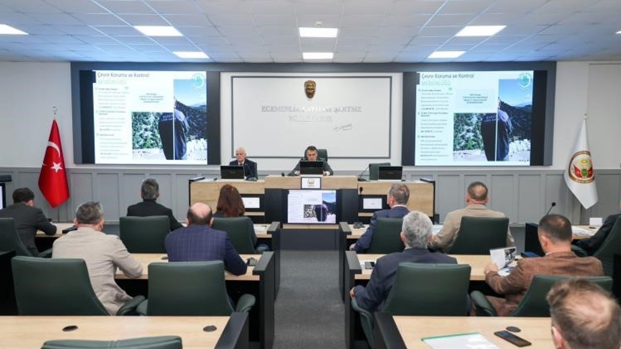 Vali Sözer, İl Genel Meclisi toplantısına katıldı
