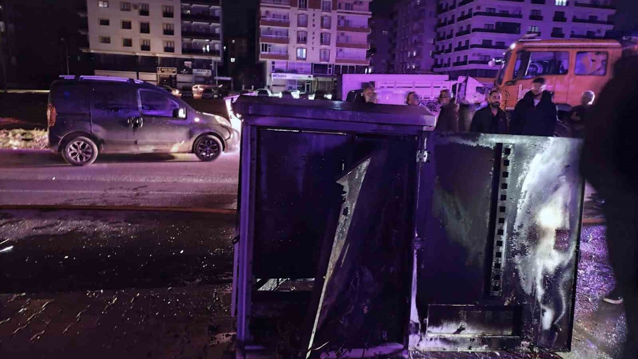 Kaçak elektrik kullanımı elektrik sayaçlarını kullanılamaz hale getirdi
