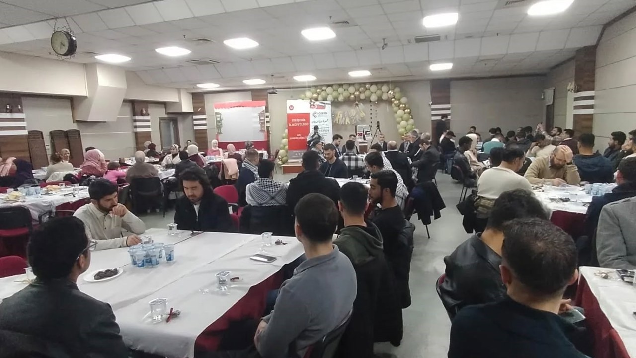 Uluslararası öğrenciler iftarda bir araya geldi

