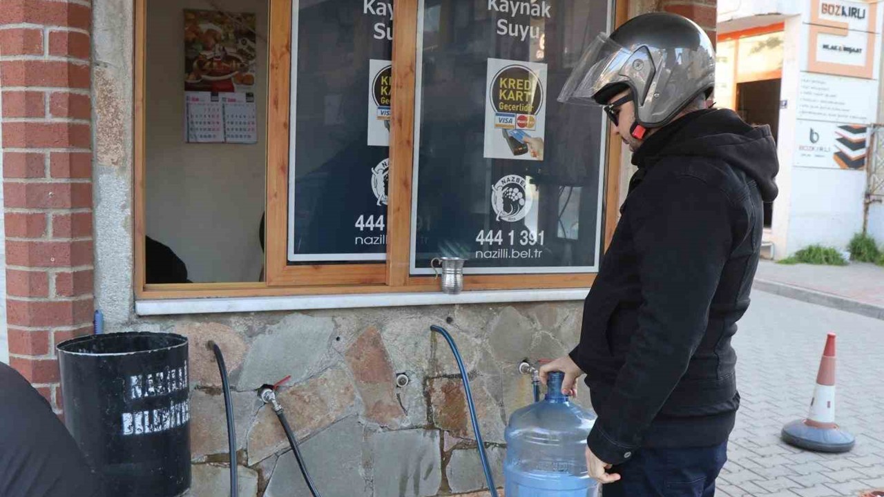 Nazilli’nin 50 yıllık iyi su hattı yenilendi
