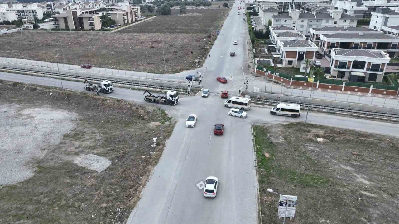 Muradiye’deki hemzemin geçit açılıyor
