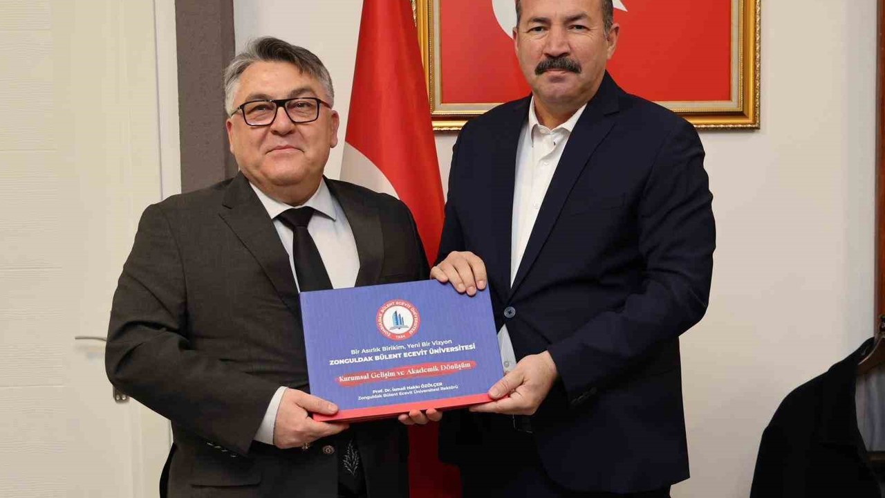 Rektör Özölçer’den Devrek Belediye Başkanı Ulupınar’a ziyaret
