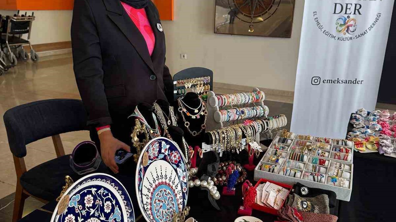 Hastanede "Kadın Emeği, Hayatın Ritmi" sergisi
