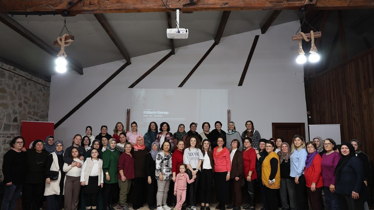 Çivril Belediyesi, 8 Mart Dünya Kadınlar Günü’nde kadın dayanışmasını büyüten anlamlı bir etkinliğe imza attı
