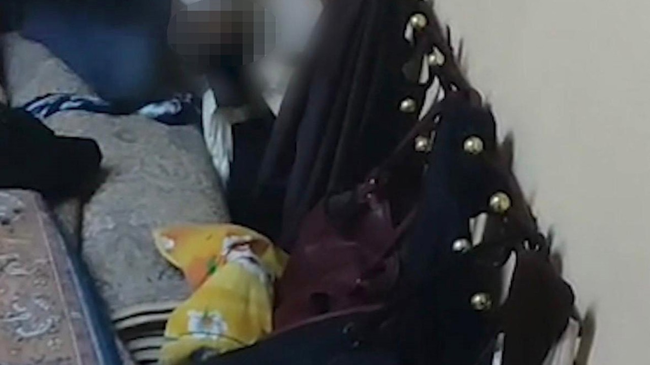 Firari hükümlü evde halıların arasında yakalandı
