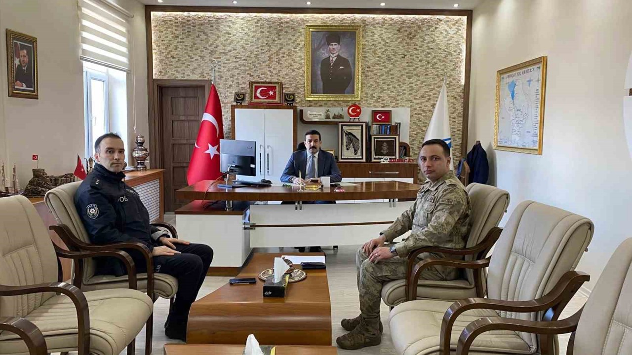 Kaymakam Akköz başkanlığında Arpaçay’da asayiş toplantısı gerçekleştirildi
