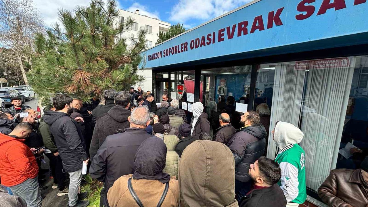 Süre uzatıldı ama yoğunluk bitmedi: Trabzon’da 10 bin adet APP plaka değiştirildi
