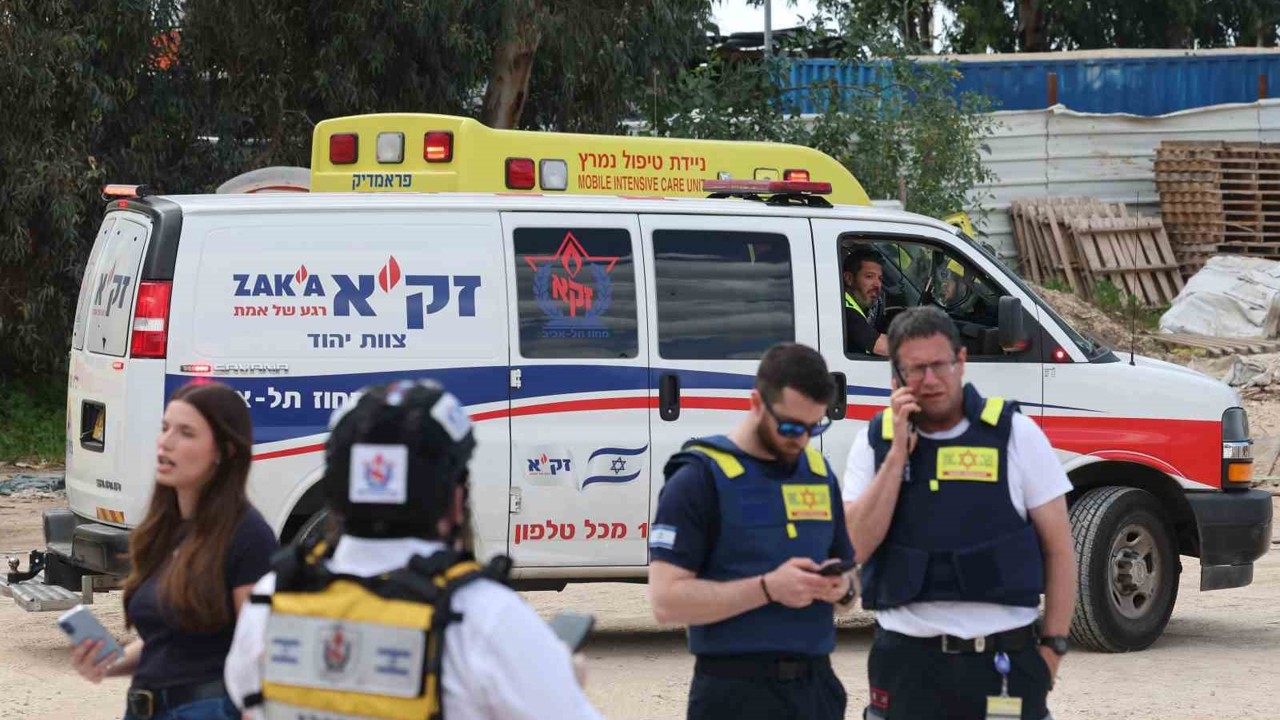 İran’ın İsrail’in Yehud şehrine saldırısında ölü sayısı 2’ye yükseldi
