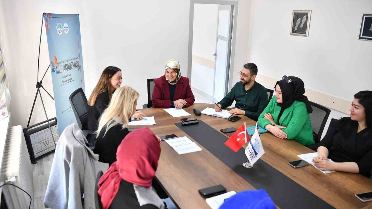 Büyükşehir Aile Akademisi, 2025’te 5 binin üzerinde aile ve çift adayına danışmanlık yaptı
