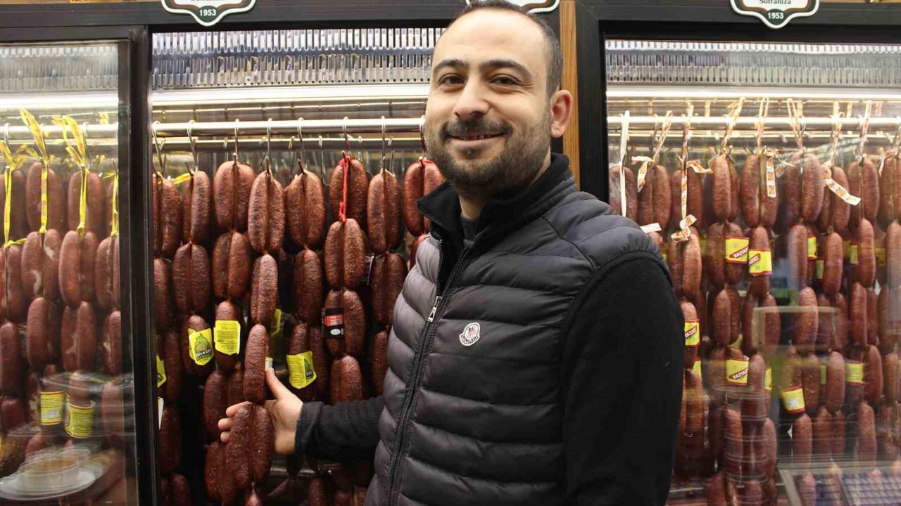 Çarşıda ramazan yoğunluğu devam ediyor
