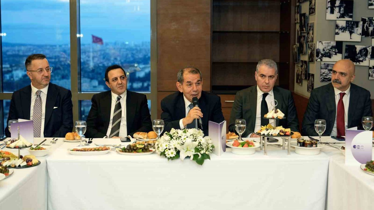 Dursun Özbek: "Hayalim Galatasaray’ı, Avrupa’nın 5 büyük kulübünden biri yapmak"
