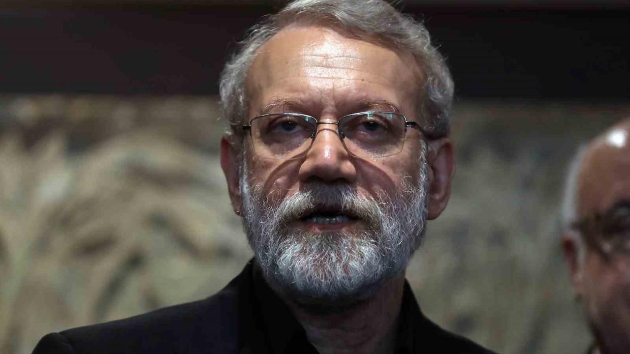 Laricani: "Hürmüz Boğazı ya barış ya da savaş kışkırtıcıları için yenilgi boğazı olacak"
