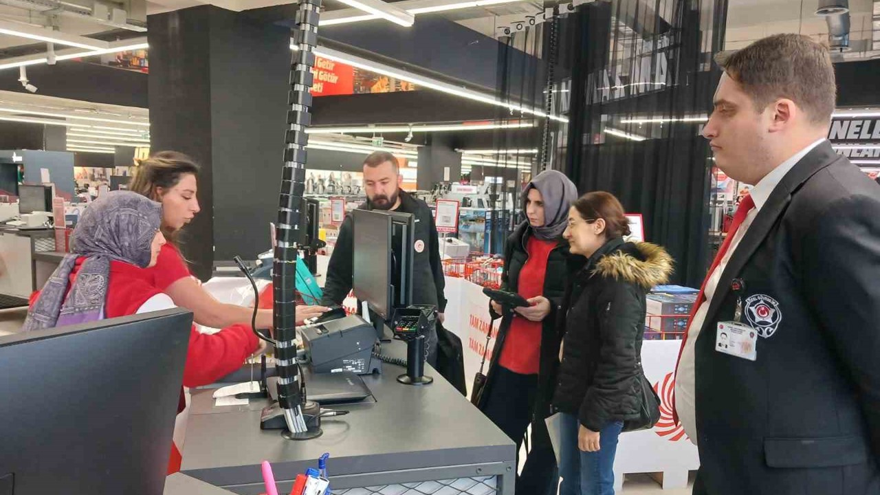 Elazığ’da market ve işletmelere poşet denetimi
