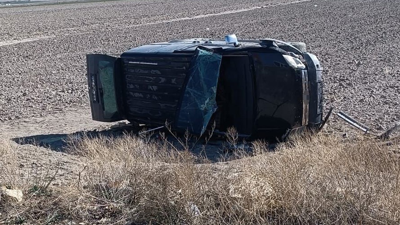 Karapınar’da kamyonet devrildi: 4 yaralı
