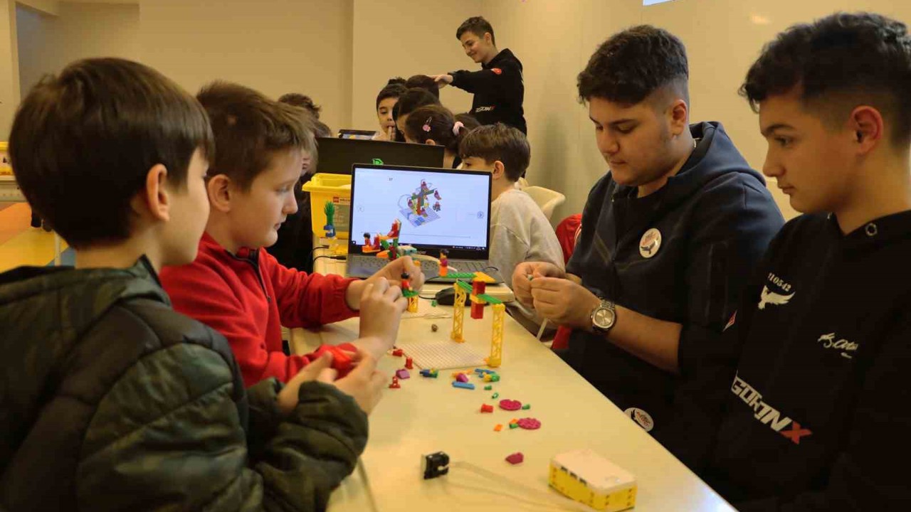 Maltepe Belediyesi’nden çocuklara inovasyon atölyesi
