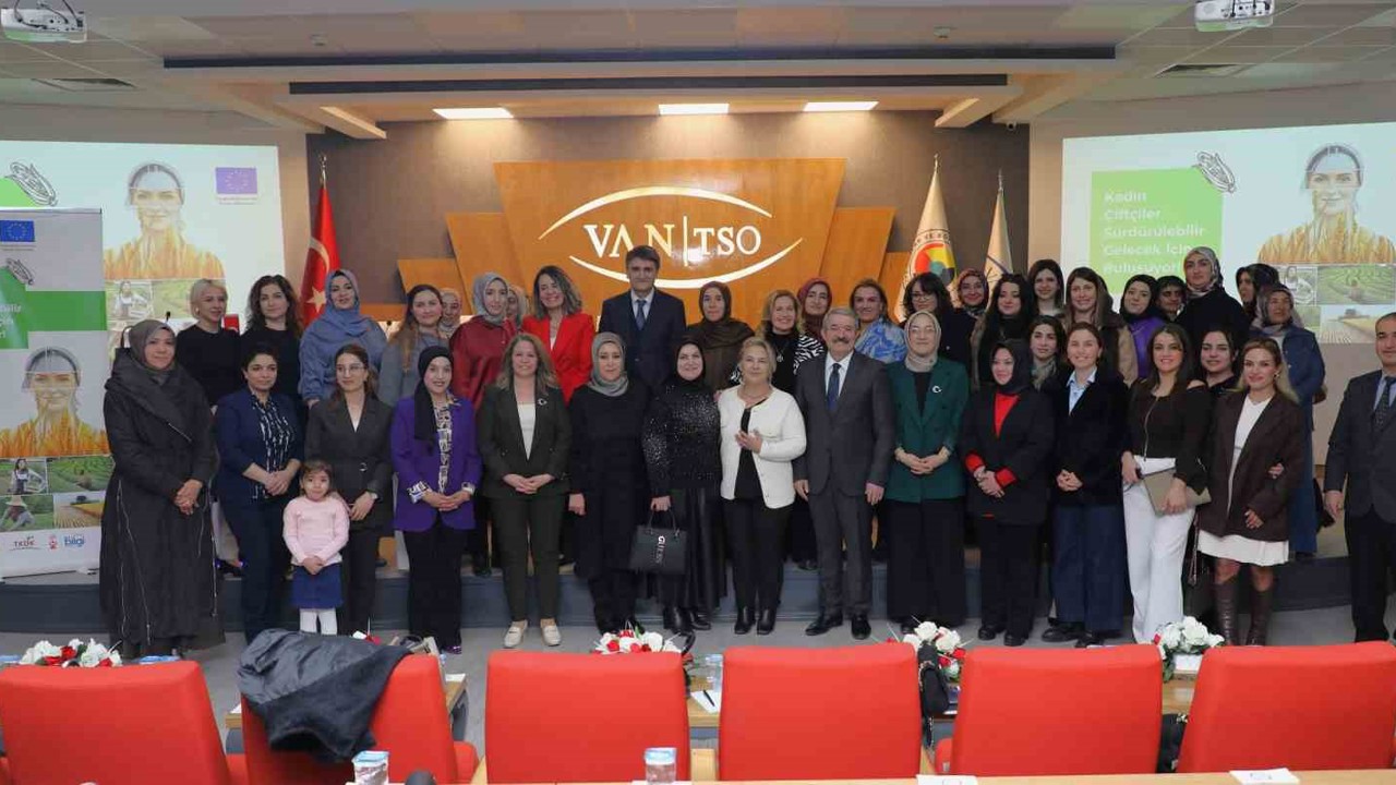 Van’da "Kadın Çiftçiler Sürdürülebilir Gelecek İçin Buluşuyor Programı" düzenlendi
