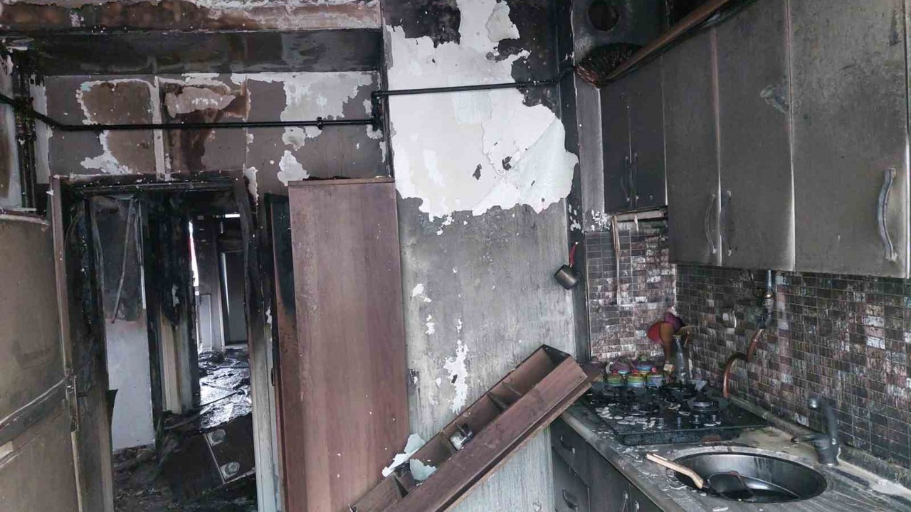 Samsun’da apartman dairesi küle döndü
