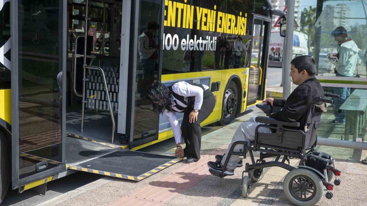 Mersin’de özel bireyler için ‘engelsiz ulaşım’ uygulaması hayata geçirildi
