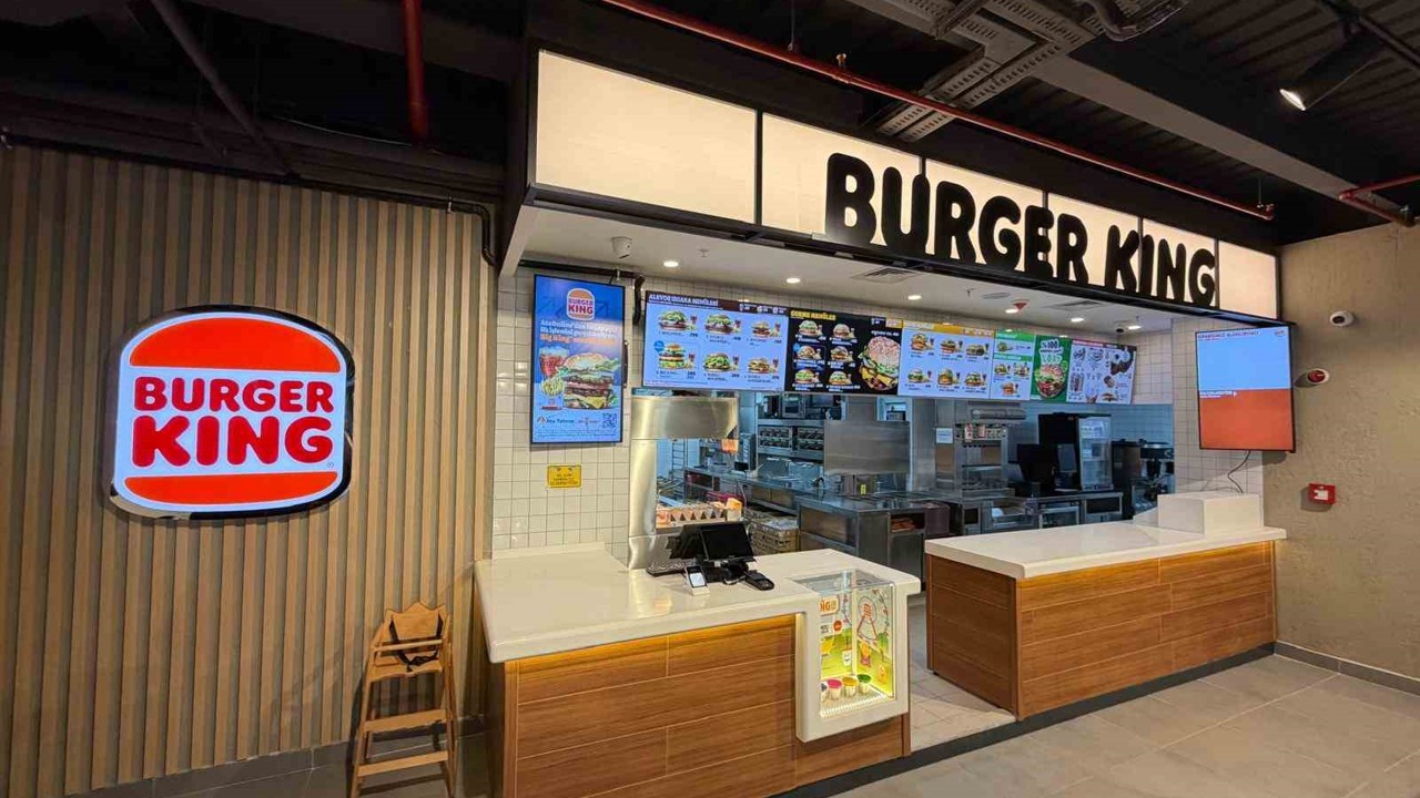 Burger King’in yeni restoranı Çankaya’da açıldı

