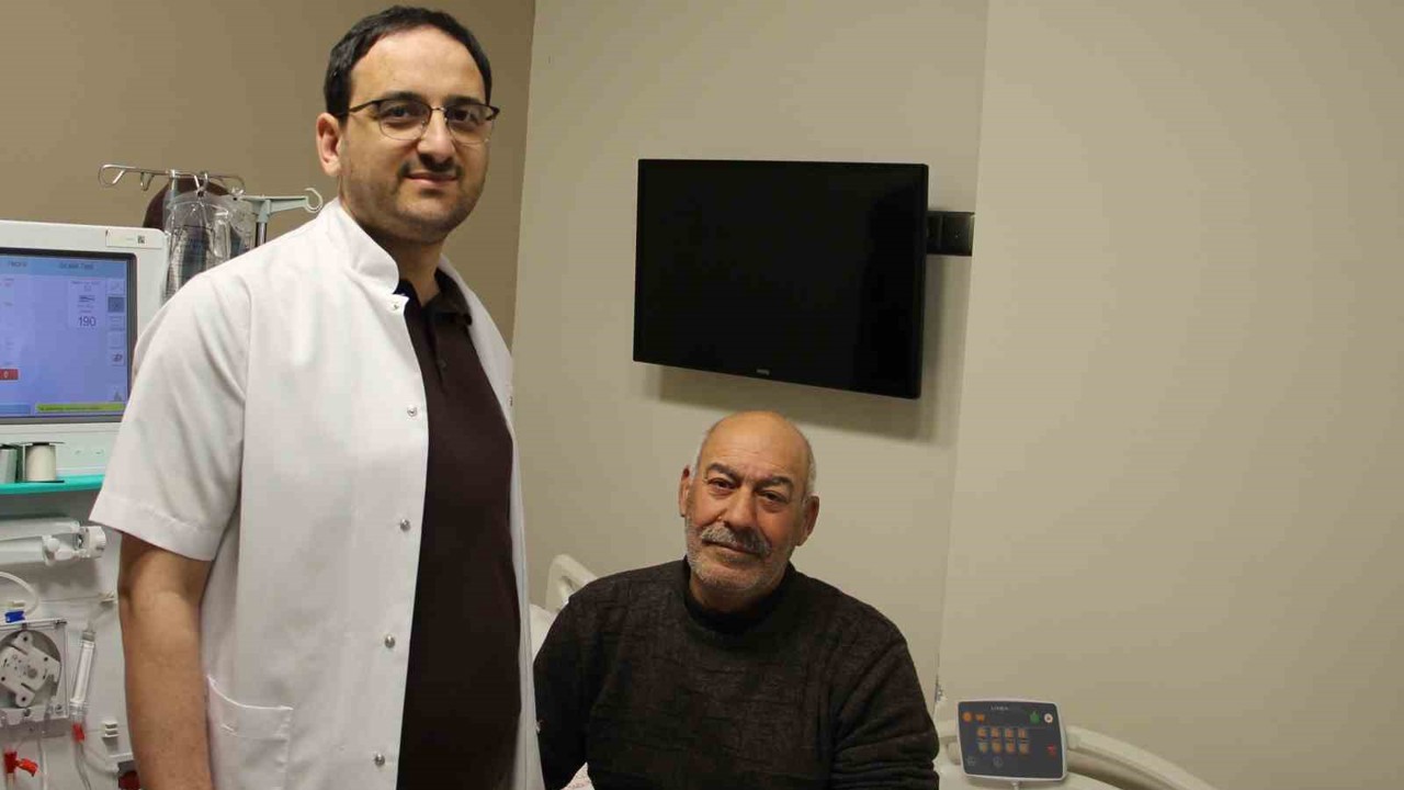 Nefroloji Uzmanı Genç: "Böbrek rahatsızlıkları, önlem alınmadığında hayati risk taşır"
