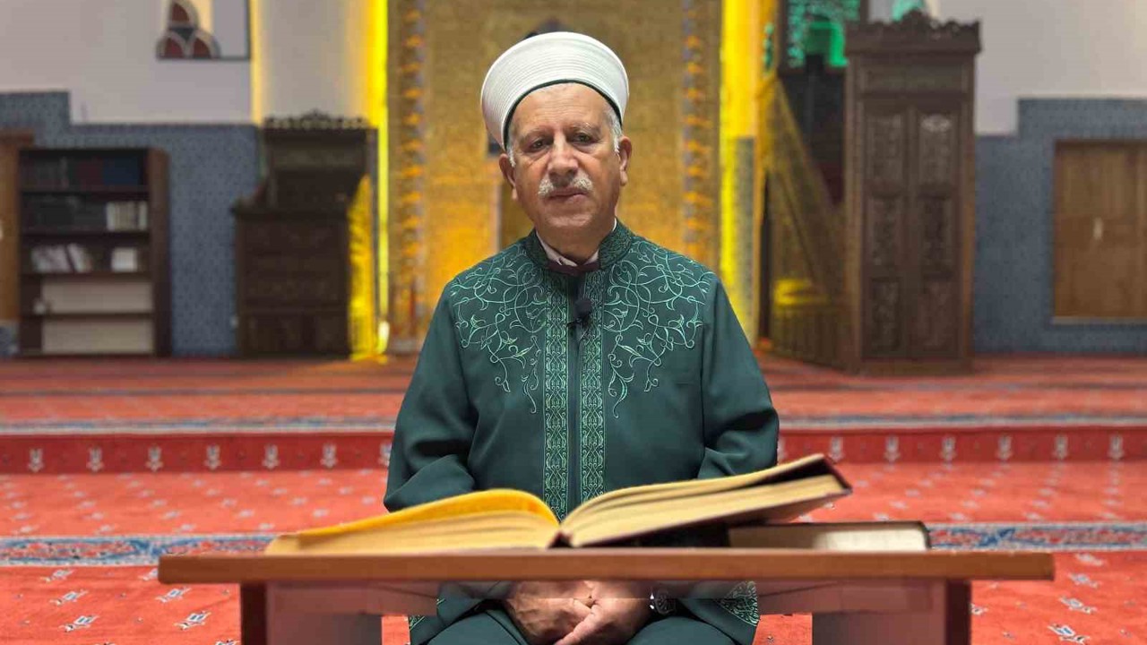 Van’da vatandaşlar itikaf sünneti için camilere kapandı
