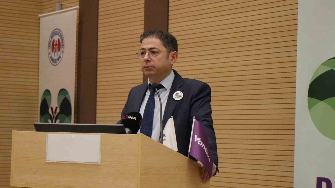 Türkiye’de her 7 kişiden biri böbrek hastası
