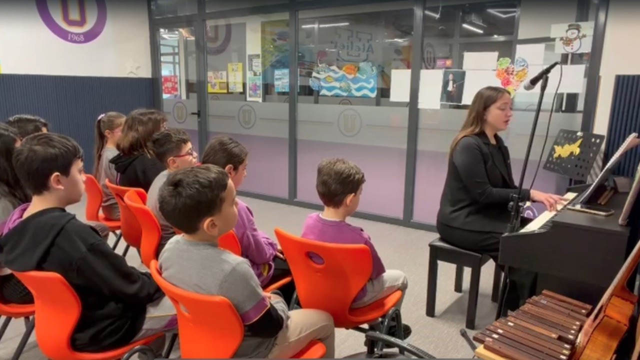 Bu dersin bitmesini kimse istemedi
