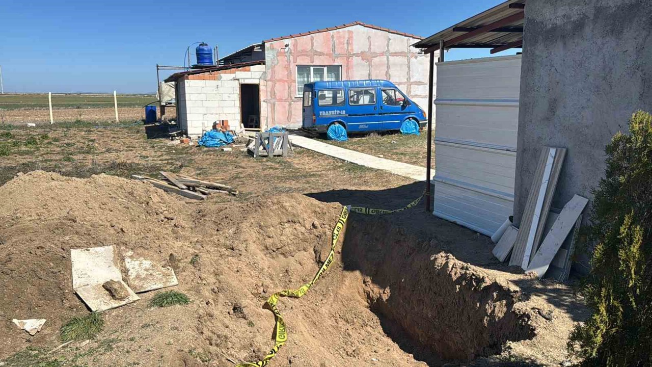 Eskişehir’deki kayıp kızı babası öldürüp bahçesine gömmüş
